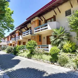 Hotel Alpen Hof 2*