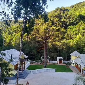 Villa Chale Do Riacho! Contato Com A Natureza, Animais E Muito Verde! Gramado