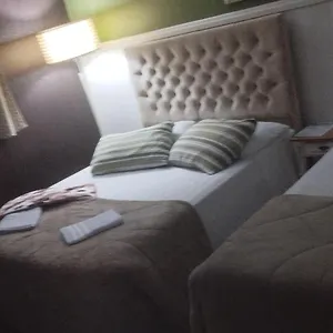 Aguia Da Serra Hotel 2*