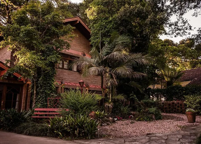 Photo de Hôtel Hospedagem Vila Suíça à Gramado